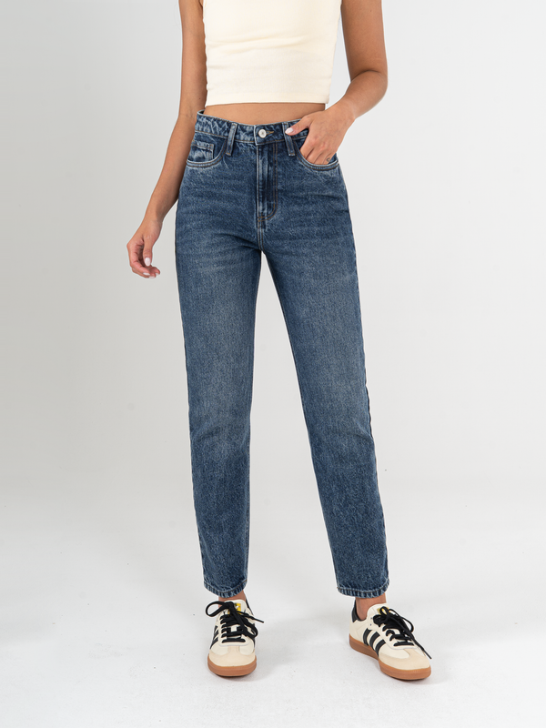 Ref: 065560 Jean Mom fit, rígido, tiro alto, tono azul oscuro