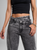 Ref: 065627 Jean Mom Flare, rígido, tiro alto,  detalle en pretina, tono gris medio