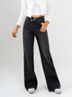Ref: 065708 Jean mom flare, rígido, tiro alto, detalle en pretina, tono gris oscuro