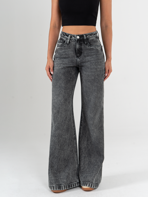 Ref: 065776 Jean palazzo, rígido, tiro medio, tono gris medio