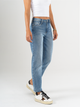 Ref: 065803 Jean Mom fit, slim cropped, stretch, tiro alto, tono azul medio claro