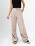 Ref: 069591 Pantalón cargo, straight leg, prense en pierna, tono  caqui, detalle en pretina, tejido plano liviano