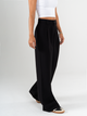 Ref: 069750 Pantalón mom flare, prenses, tejido plano liviano, tiro alto, tono negro