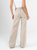 Ref: 069777 Pantalón mom flare, rígido, tiro alto, tono caqui, detalle en pretina