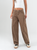 Ref: 069783 Pantalón wide leg, rígido, tiro alto, diseño cinco bolsillos, tono cafe