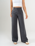 Ref: 069787 Pantalón mom flare, sin prense, tono gris, tejido plano liviano, tiro alto