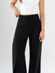 Ref: 069806 Pantalón mom flare, sobrepuesto delantero, tejido plano liviano, tiro alto, tono negro