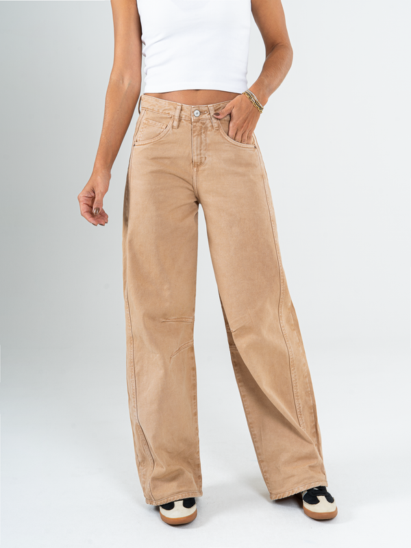 Ref: 069839 Pantalón wide leg, rígido, tiro alto, diseño cinco bolsillos, tono caqui