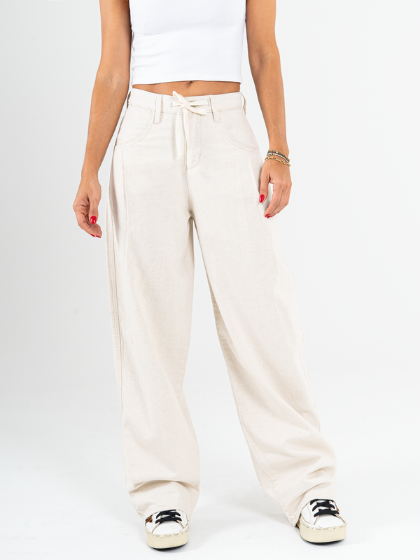 Ref: 069932 Pantalón wide leg, tiro alto, prenses, tejido plano rígido, tipo lino, tono natural.