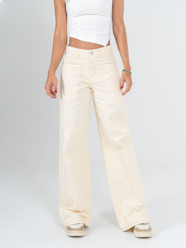 Ref: 069972 Pantalón wide leg, tiro alto, bolsillos delanteros, rígido, tono beige.