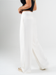 Ref: 069805 Pantalón palazzo, detalle delantero, tejido plano liviano, tiro alto, tono ivory