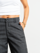 Ref: 069566 Pantalón straight leg, tejido plano liviano, bolsillo ribete , tono gris