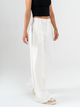 Ref: 069805 Pantalón palazzo, detalle delantero, tejido plano liviano, tiro alto, tono ivory