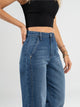 Ref: 064931 Jean Mom Flare, rígido, cortes en pierna, tiro alto, tono azul medio oscuro