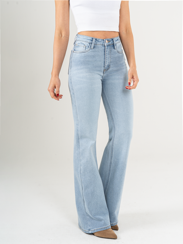 Ref: 065741 Jean flare stretch, bota ancha, tiro alto, tono azul claro